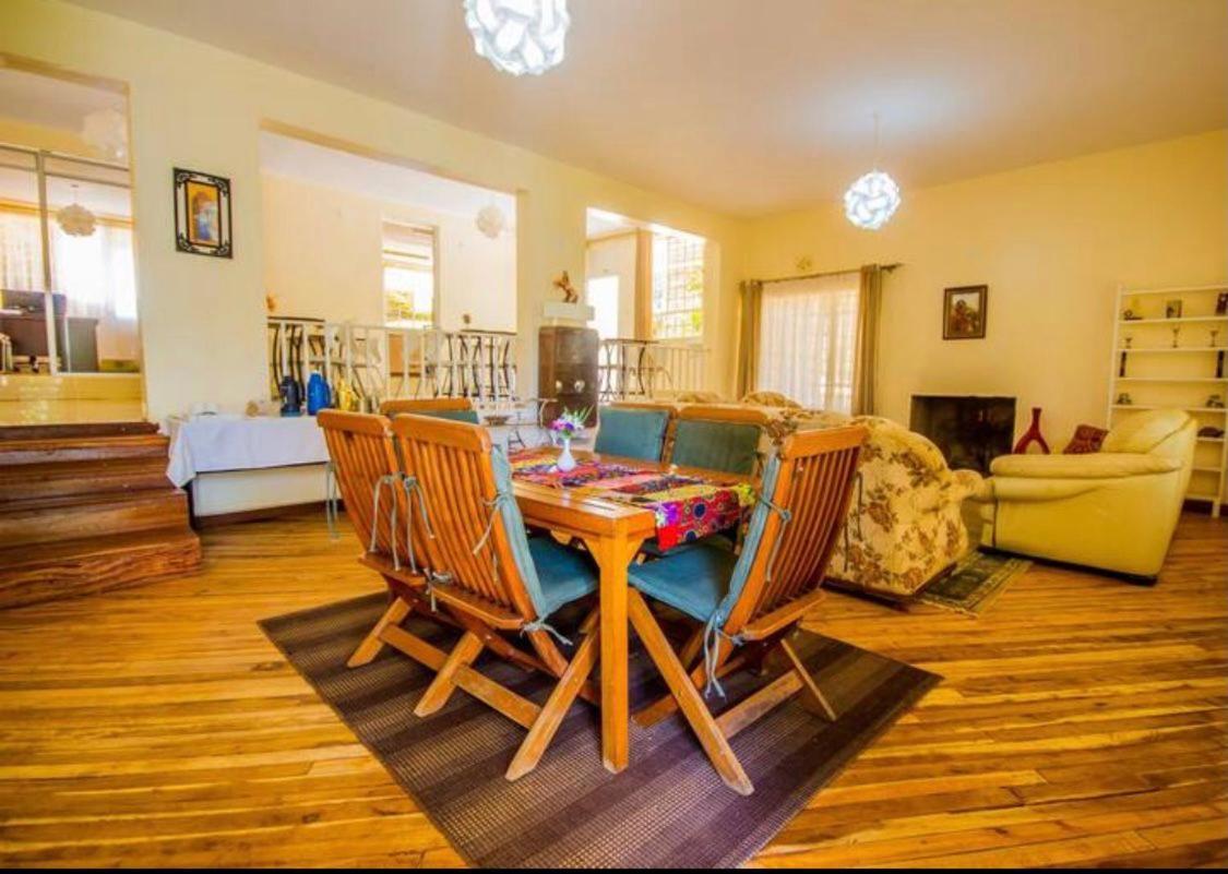 Riverfront Gardens Bed and Breakfast Mjini Εξωτερικό φωτογραφία