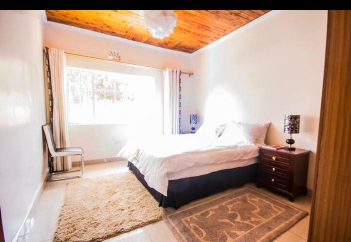 Riverfront Gardens Bed and Breakfast Mjini Εξωτερικό φωτογραφία