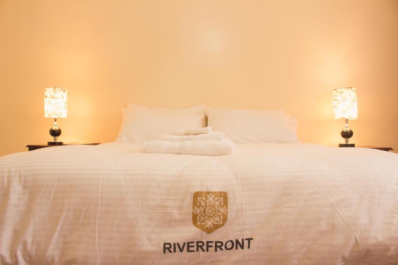 Riverfront Gardens Bed and Breakfast Mjini Εξωτερικό φωτογραφία